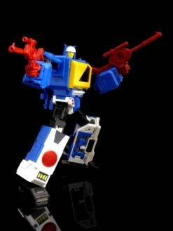 KFC Toys E.A.V.I. Metal Phase 4B Doubledeck Blaster Blue W/ Stinger & Mandy Cassettes -Toy Specialty Store 07c7764832