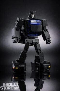 XTransbots MM-10C Toro Cliffjumper Clone Version -Toy Specialty Store 221692a3bd