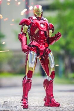 Eastern Model 1/9 Iron Man Mark 7 Model Kit -Toy Specialty Store 67de09b5d5
