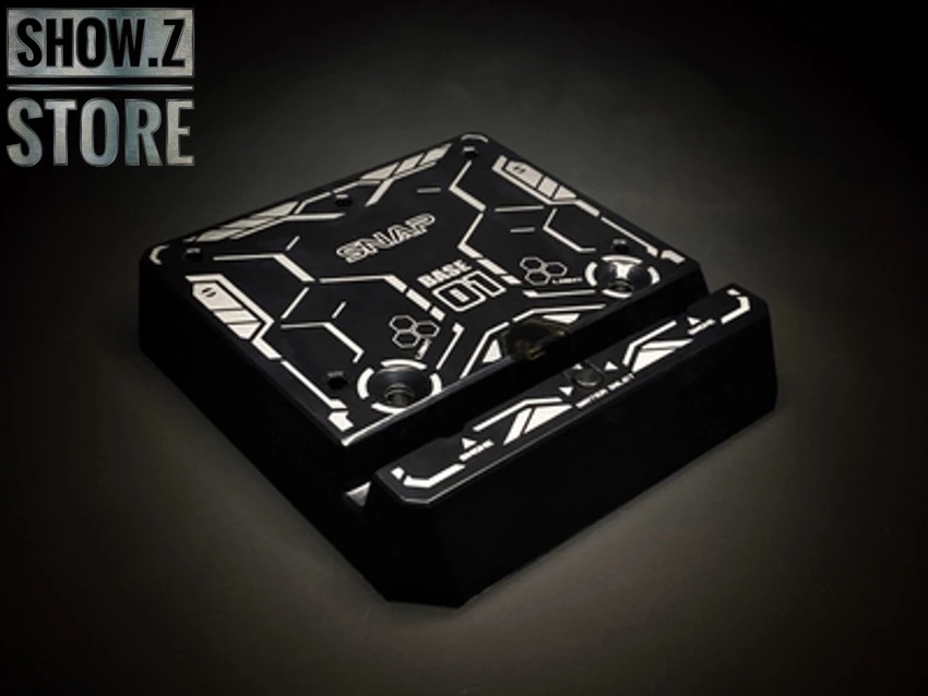 SNAP Remote Smoke Display Stand W/ LED Silver Version 5 SNAP Remote Smoke Display Stand W/ LED Silver Version - Image 3