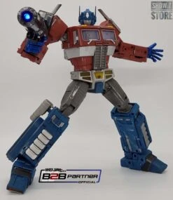 Weijiang MPP-10 Commander Optimus Prime Battle Damaged Oversized Limited Edition W/ Custom Display Base 15 Weijiang MPP-10 Commander Optimus Prime Battle Damaged Oversized Limited Edition W/ Custom Display Base -Toy Specialty Store b87cf498b8