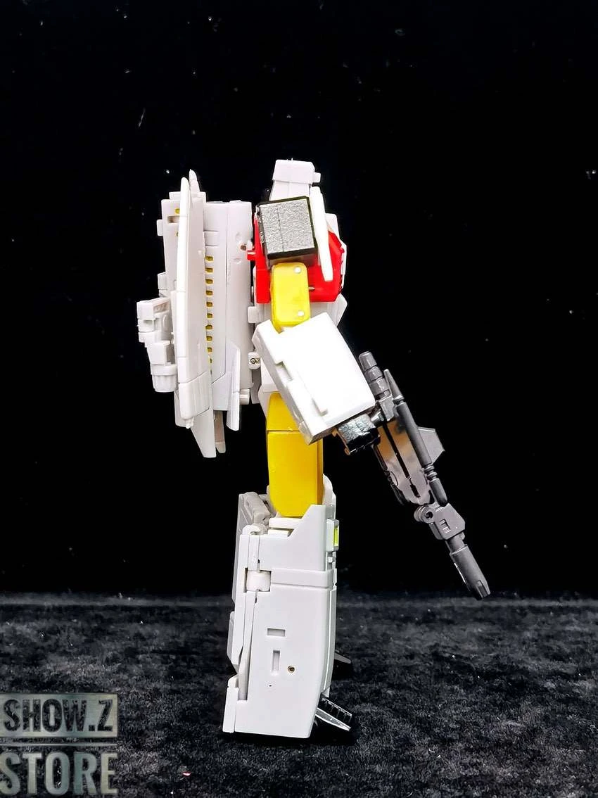 Zeta Toys ZC-03 Silver Arrow Silverbolt 6 Zeta Toys ZC-03 Silver Arrow Silverbolt - Image 4