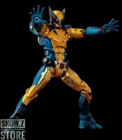 Sentinel Toys Wolverine Marvel Comics Fighting Armor -Toy Specialty Store d05c316826