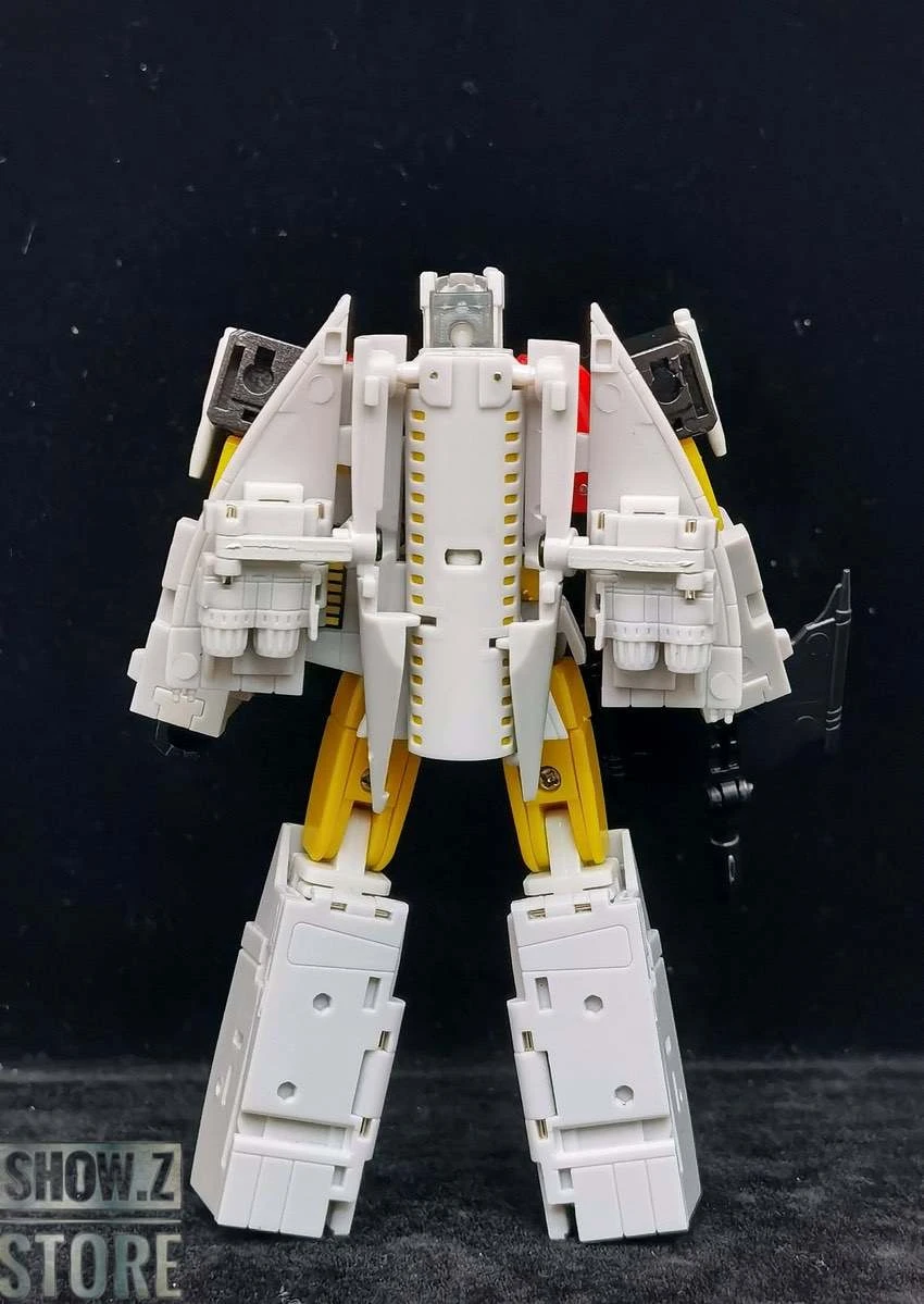 Zeta Toys ZC-03 Silver Arrow Silverbolt 7 Zeta Toys ZC-03 Silver Arrow Silverbolt - Image 5